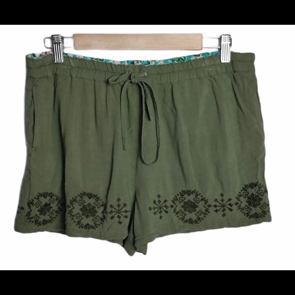 Matilda Jane Women’s Green Shorts